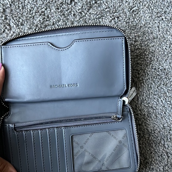 Wallet - Picture 2 of 3